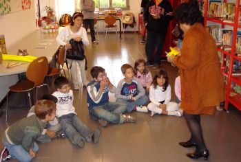 Pantigliate biblioteca laboratorio bambini