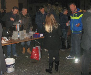 Rodano Natale piazza IV Novembre vigilia