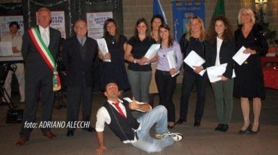 Rodano premiazioni studentesse Ottagono Millepini 2011