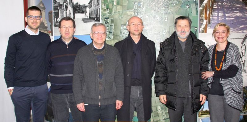 Pioltello firma protocollo intesa parroci comune