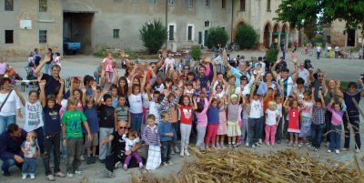 Rodano_Settala_spannocchiata_cascina_Castello_2010