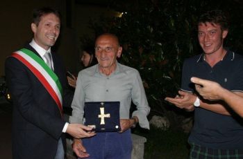 Rodano_premiazione_Fedele_Carminati_bassa