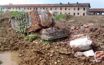 Vignate tenuta Invernizzi lavori Brebemi portale abbattuto